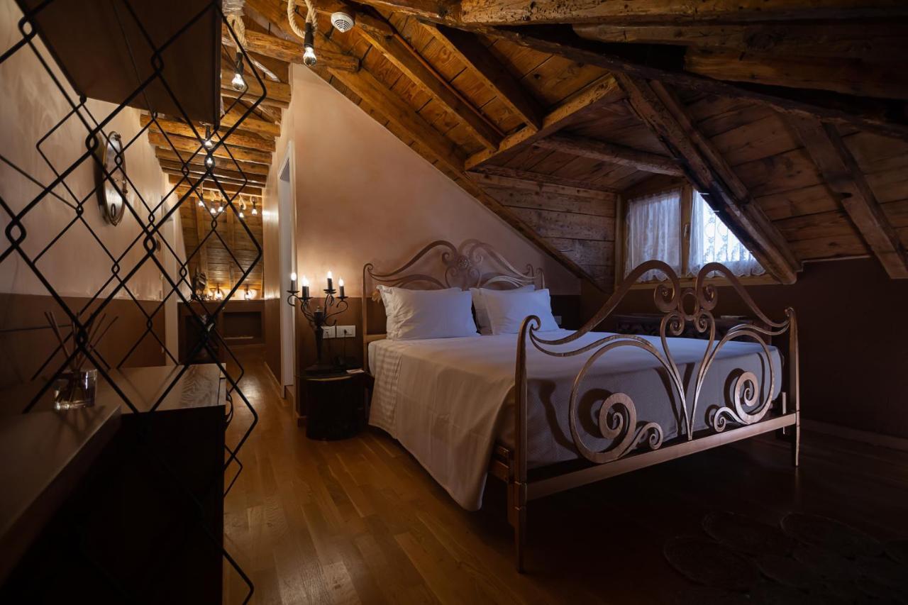 Trésor Art Boutique Hotel Korce Esterno foto